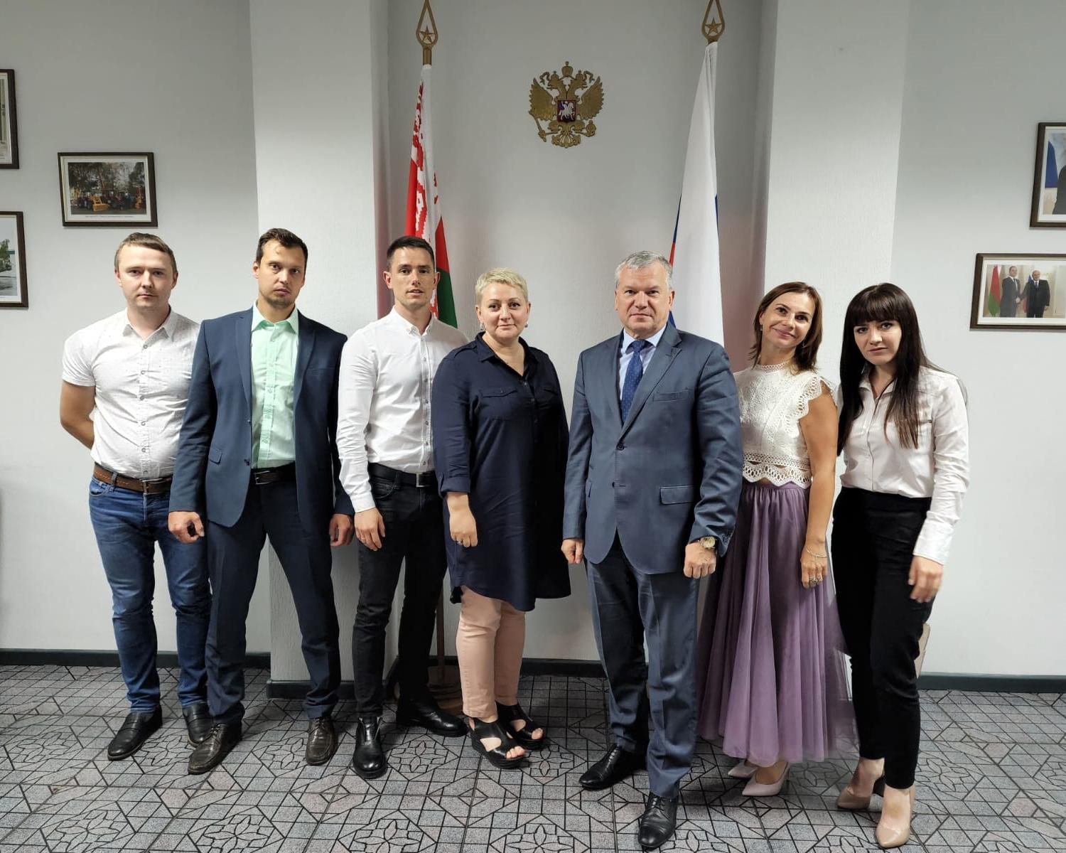 Приняли участие в бизнес-поездке в Республику Беларусь, чтобы представить своё производство и провести переговоры с потенциальными клиентами и потребителями
